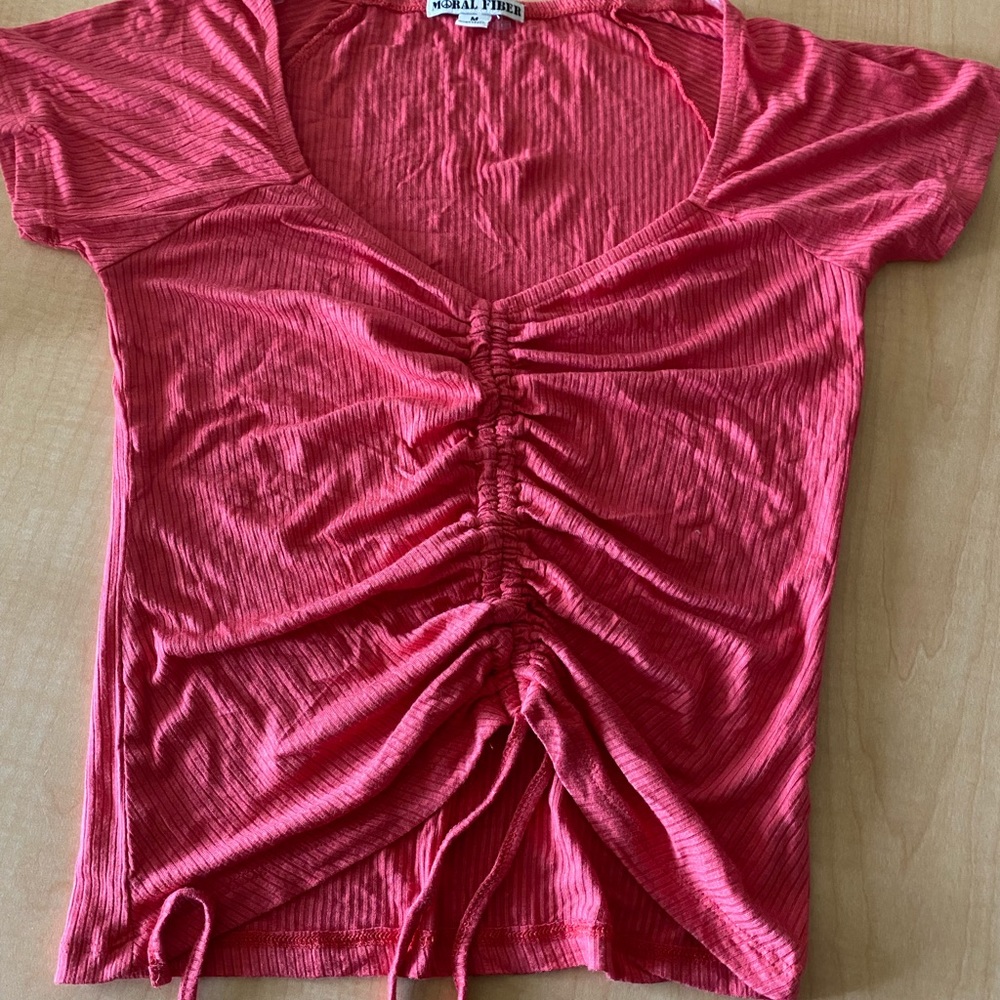 Cute pink shirt that u can style to ur liking…